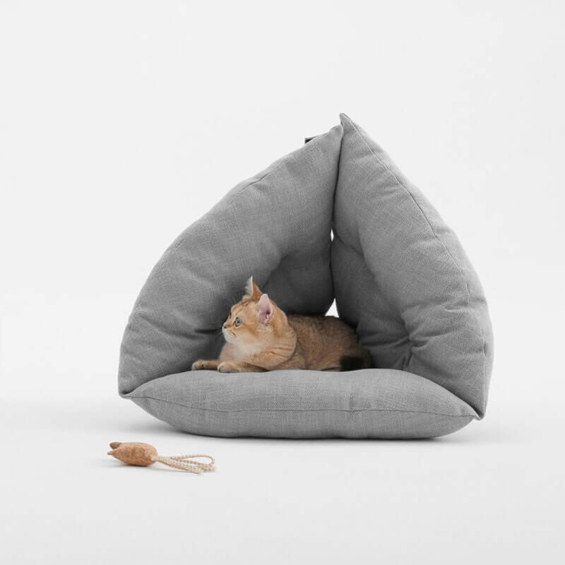 Triangle Cat Nest
